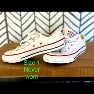 Converse shoes Size 1. Never worn